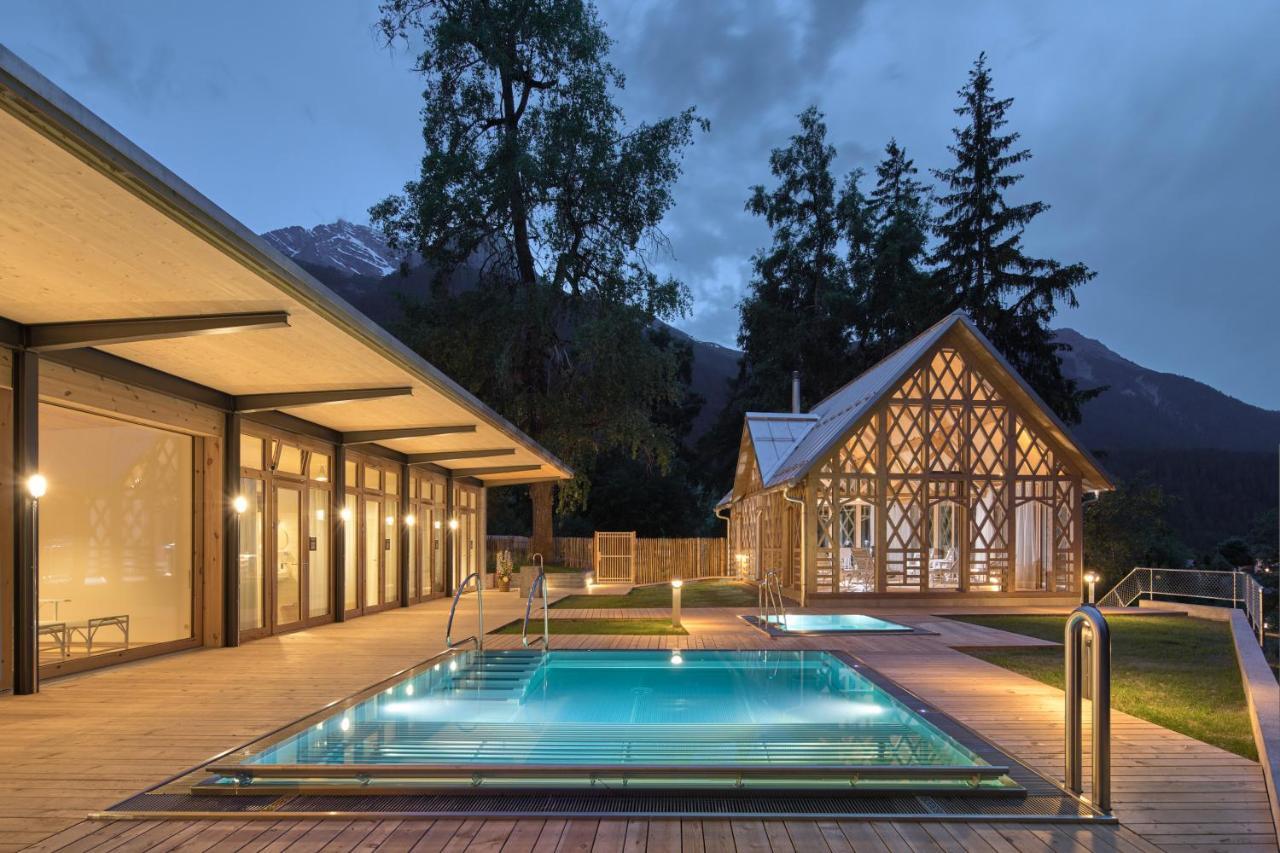Kurhaus Berguen Hotel Екстериор снимка
