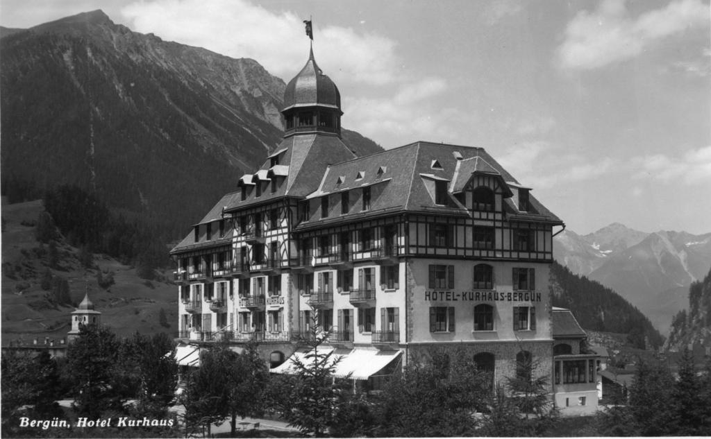 Kurhaus Berguen Hotel Екстериор снимка