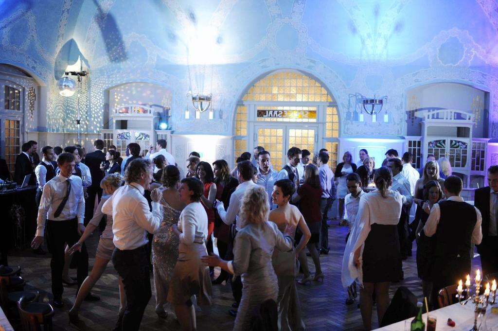 Kurhaus Berguen Hotel Екстериор снимка