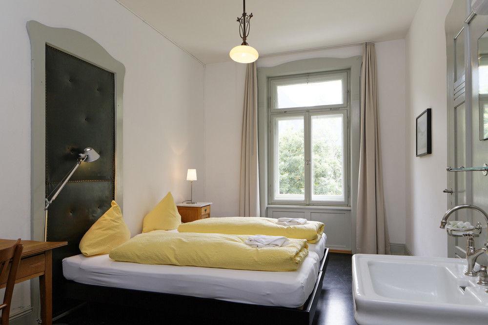 Kurhaus Berguen Hotel Екстериор снимка
