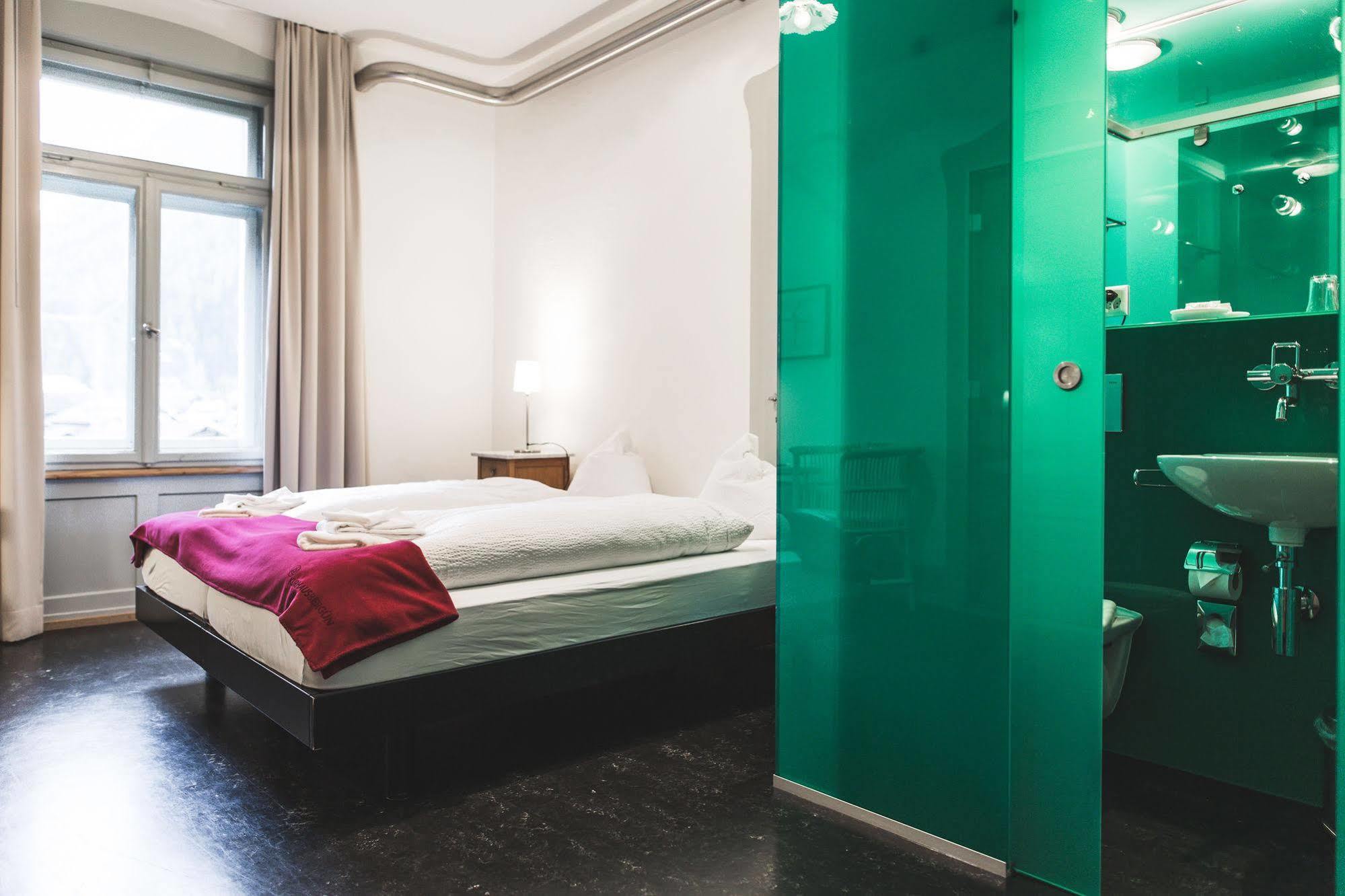 Kurhaus Berguen Hotel Екстериор снимка